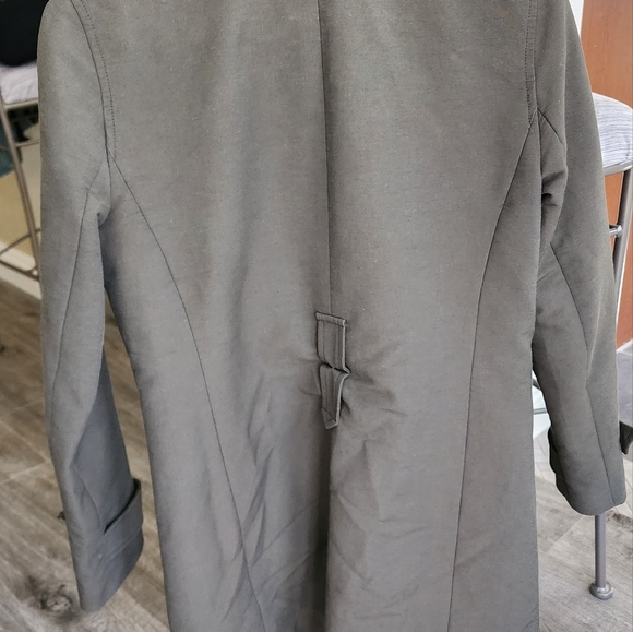 EUC- Armani Exchange- trench coat. Olive green. Size XS - Picture 3 of 9